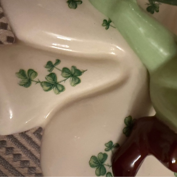 Charming Leprechaun Trinket Box St Patrick’s! - Picture 8 of 13